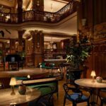 Victoria Matild Cafe Cabaret Budapest NEOZ Lighting - Lampes de table sans fil